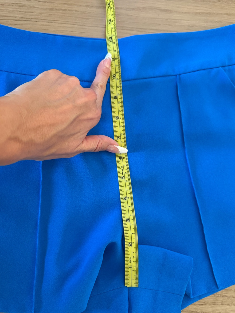 Alice + Olivia Cobalt Blue High-Waist Tailored Shorts size 6 - Picture 8 of 9